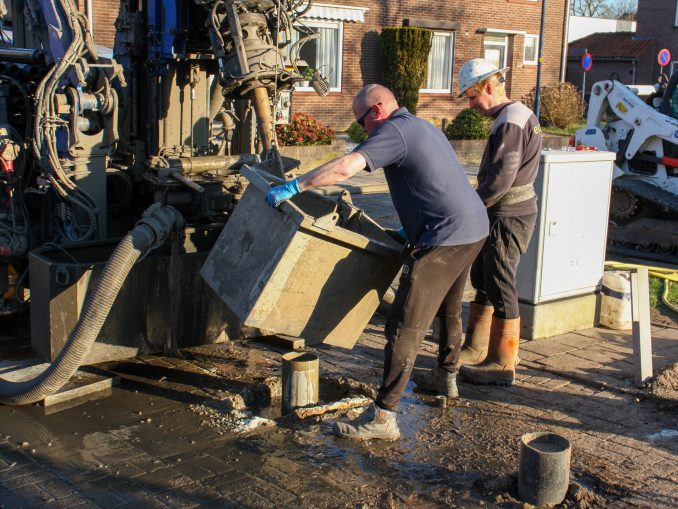 Ontdek wanneer het uitdiepen van een kruipruimte nodig is, hoe het in zijn werk gaat en waarom zuigtechniek een veilige en efficiënte oplossing is.